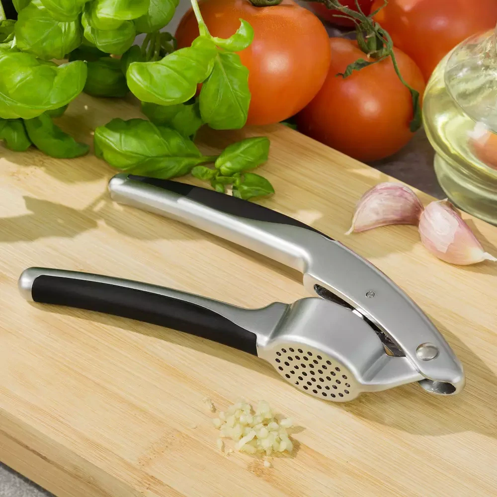 KingHoff lis na cesnak KH-3406 - nerez, 18 cm