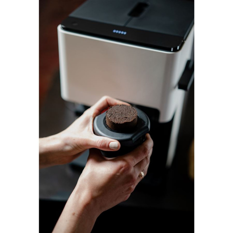 Nivona CUBE 4102 – automatický kávovar + 250 g zrnkovej kávy zadarmo